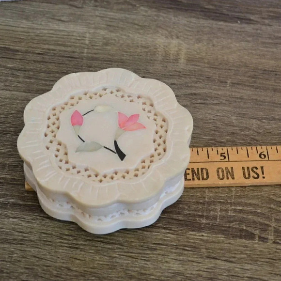 Carved Stone Trinket Box with  Lid - Picture 5 of 5